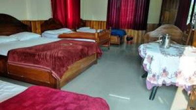 Dormitory Room (Six Bed)