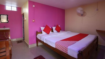 Double Bed Deluxe Cottage