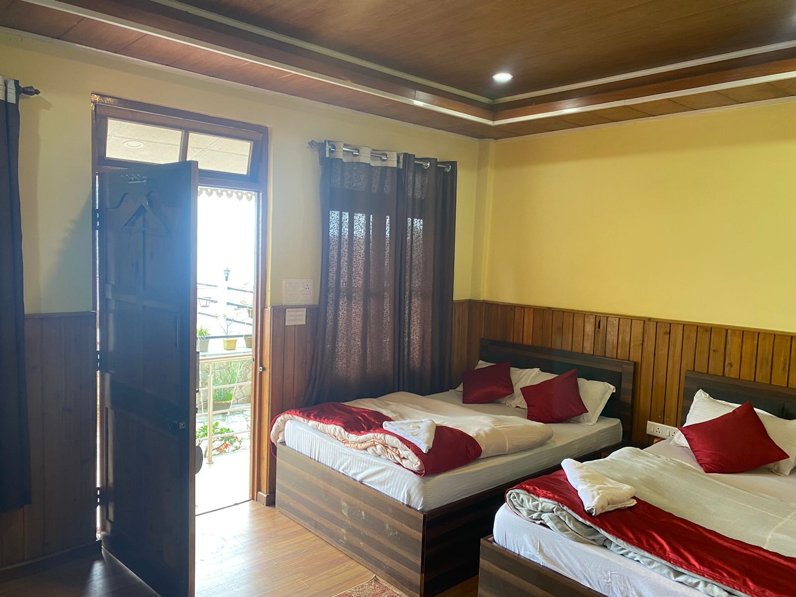 Deluxe Four Bed