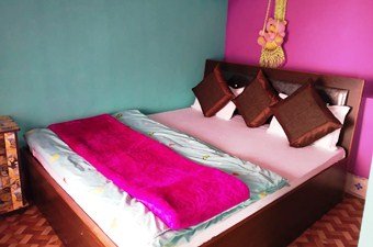 Standard Double Bed