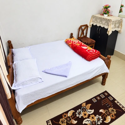 Standard Double Bed