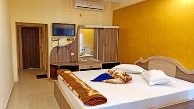 AC Double Bed