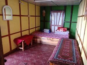 Standard double bed room