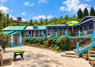 Norbu Homestay in Chatakpur